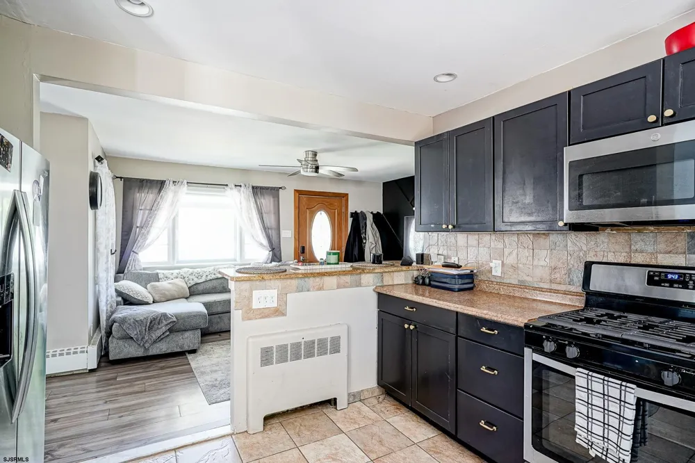 317 Pine Street Absecon, NJ 08201