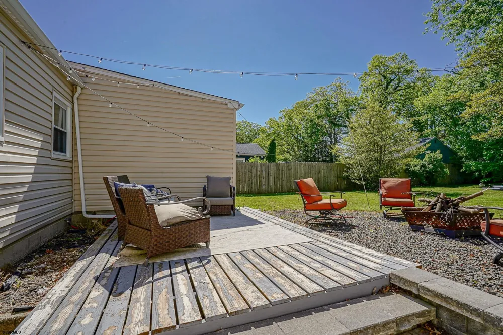 317 Pine Street Absecon, NJ 08201