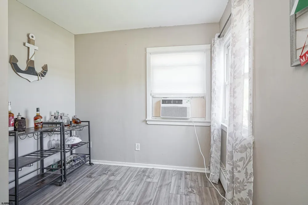317 Pine Street Absecon, NJ 08201