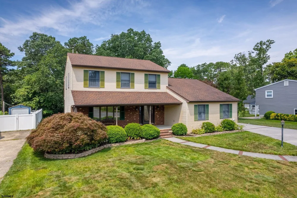 75 LAKESHORE Dr Hammonton, NJ 08037