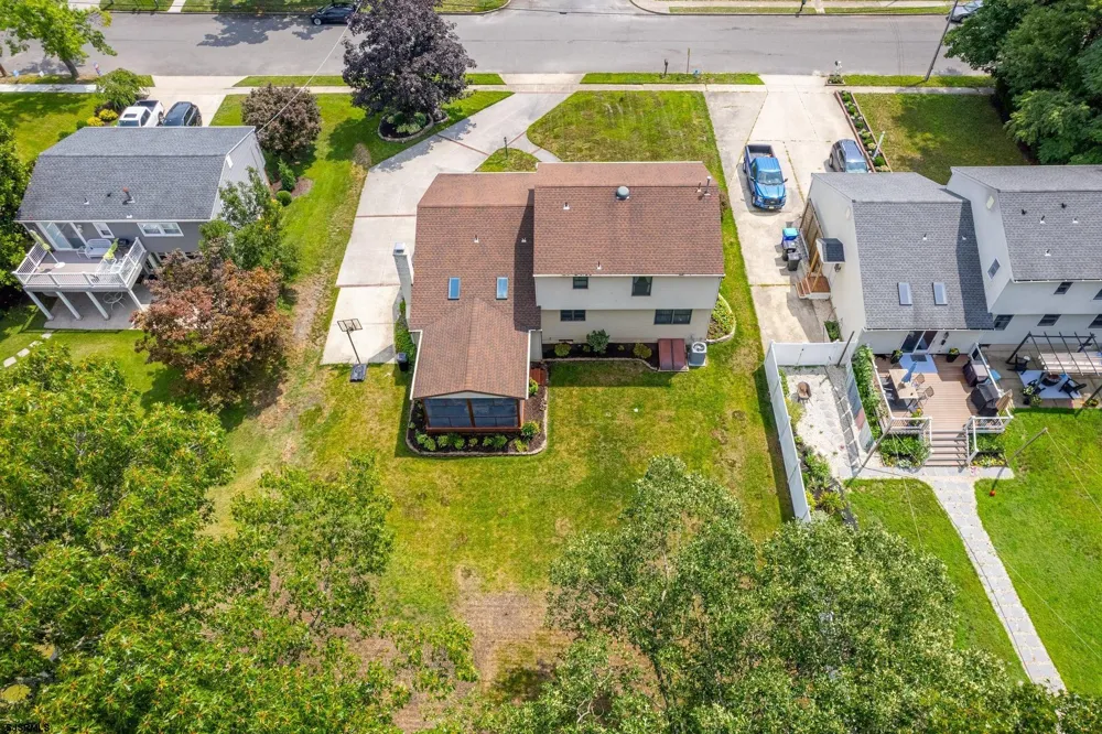 75 LAKESHORE Dr Hammonton, NJ 08037