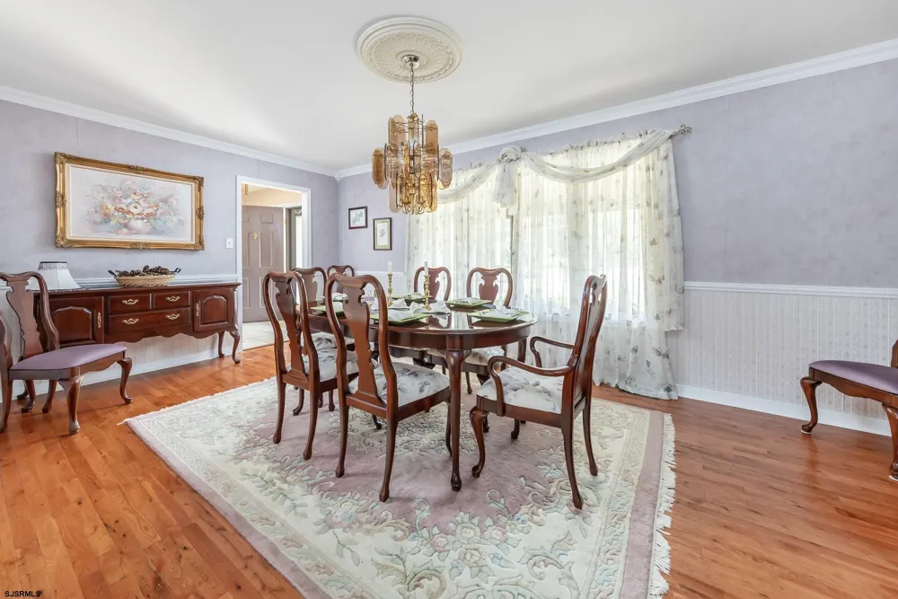 75 LAKESHORE Dr Hammonton, NJ 08037