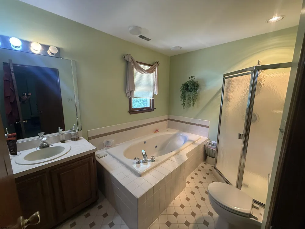 34 Arrowhead Trail Ocean View, NJ 08230