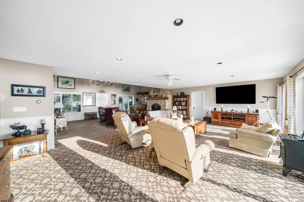 5 Delaware Ave Villas, NJ 08251