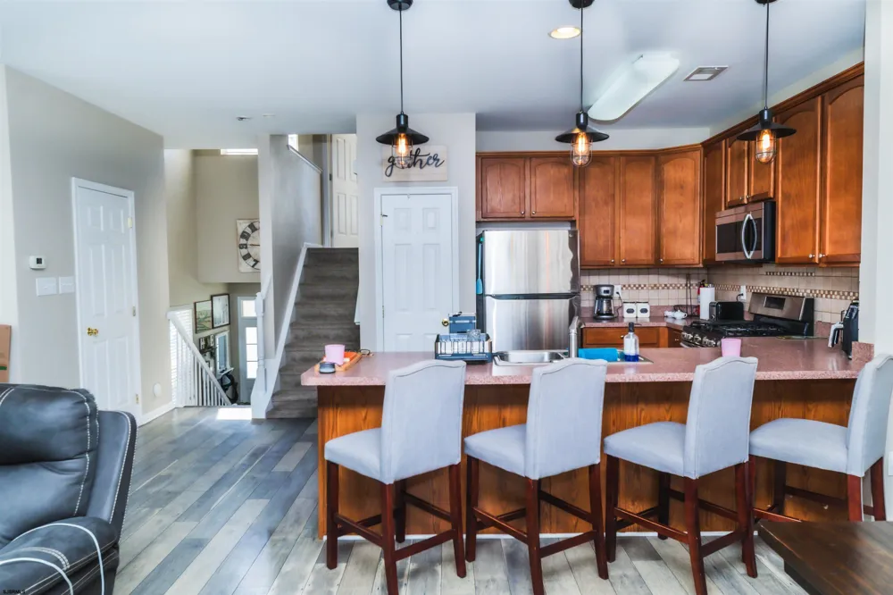 40 Meadow Cir Hamilton Township, NJ 08330