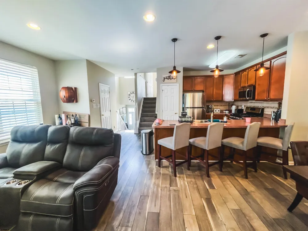 40 Meadow Cir Hamilton Township, NJ 08330