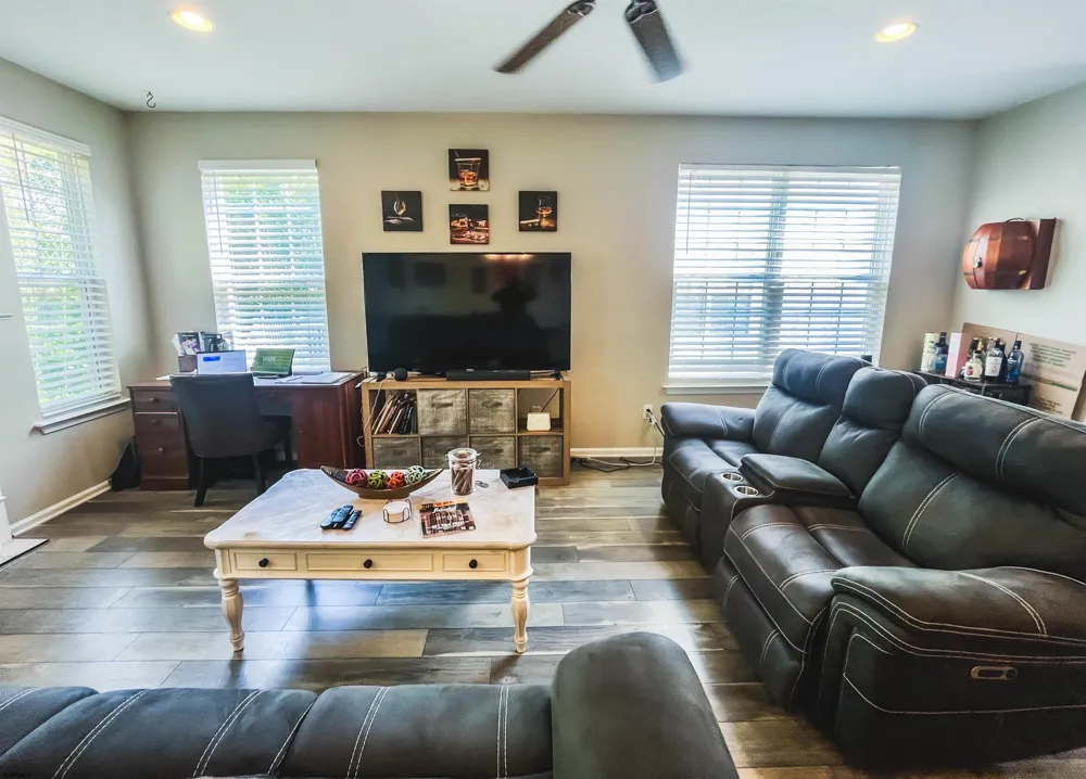 40 Meadow Cir Hamilton Township, NJ 08330