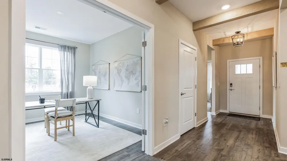 221 Huntington Dr Egg Harbor Township, NJ 08234