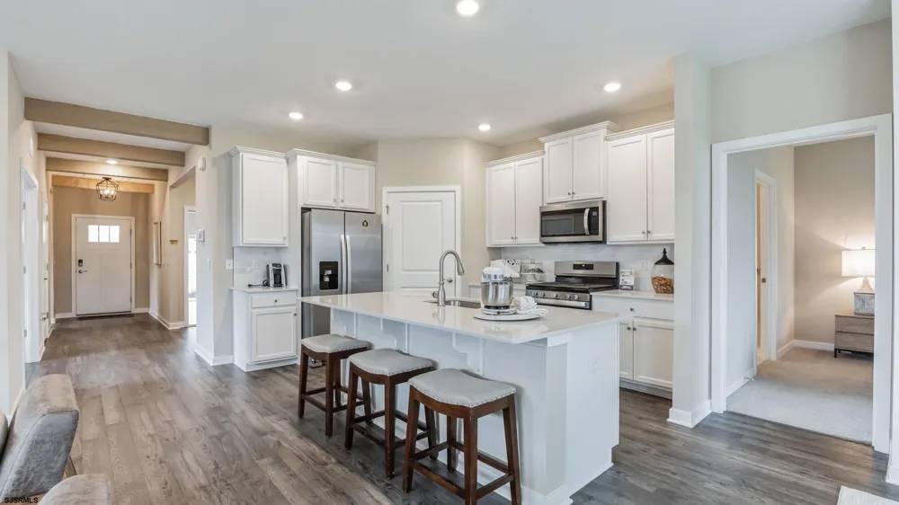 221 Huntington Dr Egg Harbor Township, NJ 08234