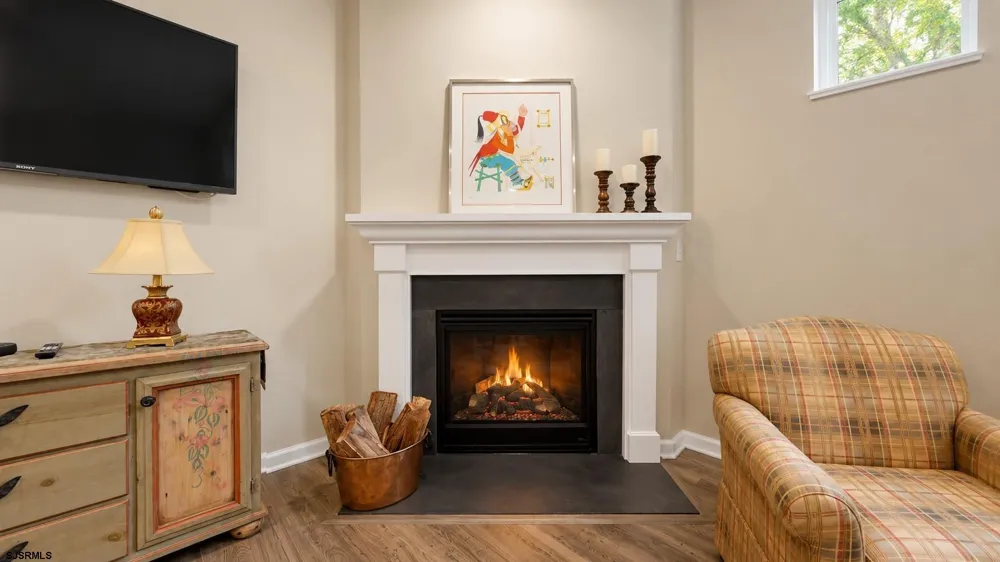 138 Laquinta Drive Egg Harbor Township, NJ 08234
