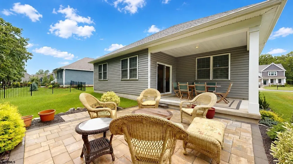 138 Laquinta Drive Egg Harbor Township, NJ 08234
