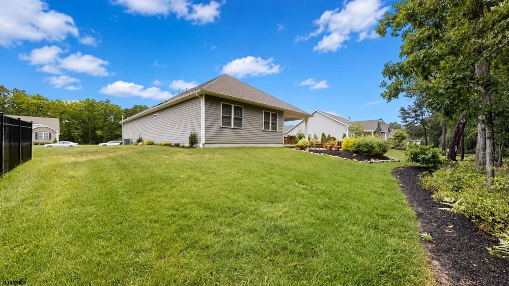 138 Laquinta Drive Egg Harbor Township, NJ 08234