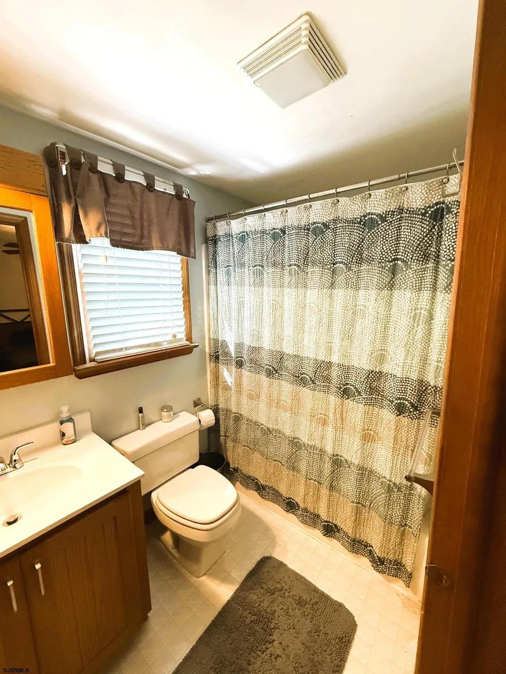 29 Birdsall Dr Upper Deerfield Township, NJ 08302