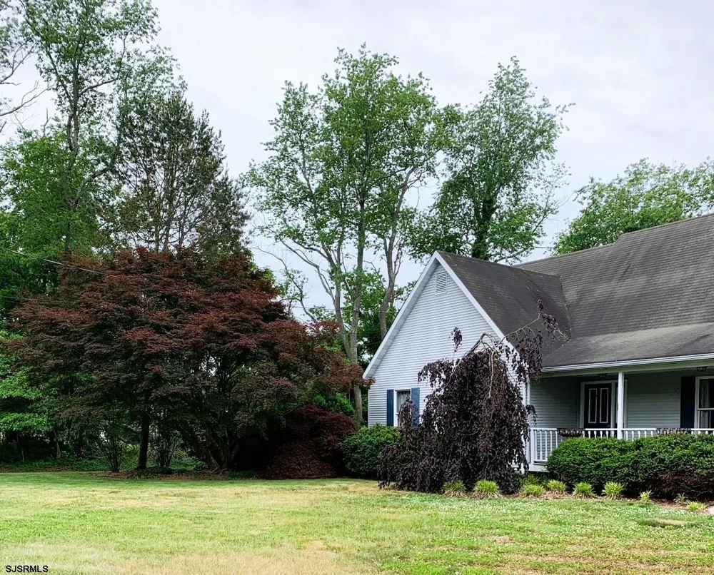 29 Birdsall Dr Upper Deerfield Township, NJ 08302
