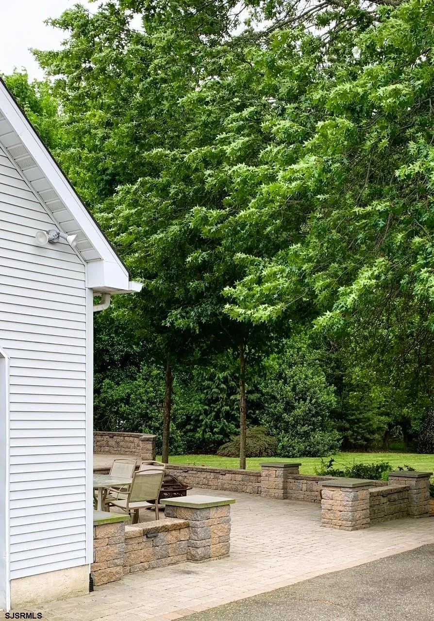 29 Birdsall Dr Upper Deerfield Township, NJ 08302