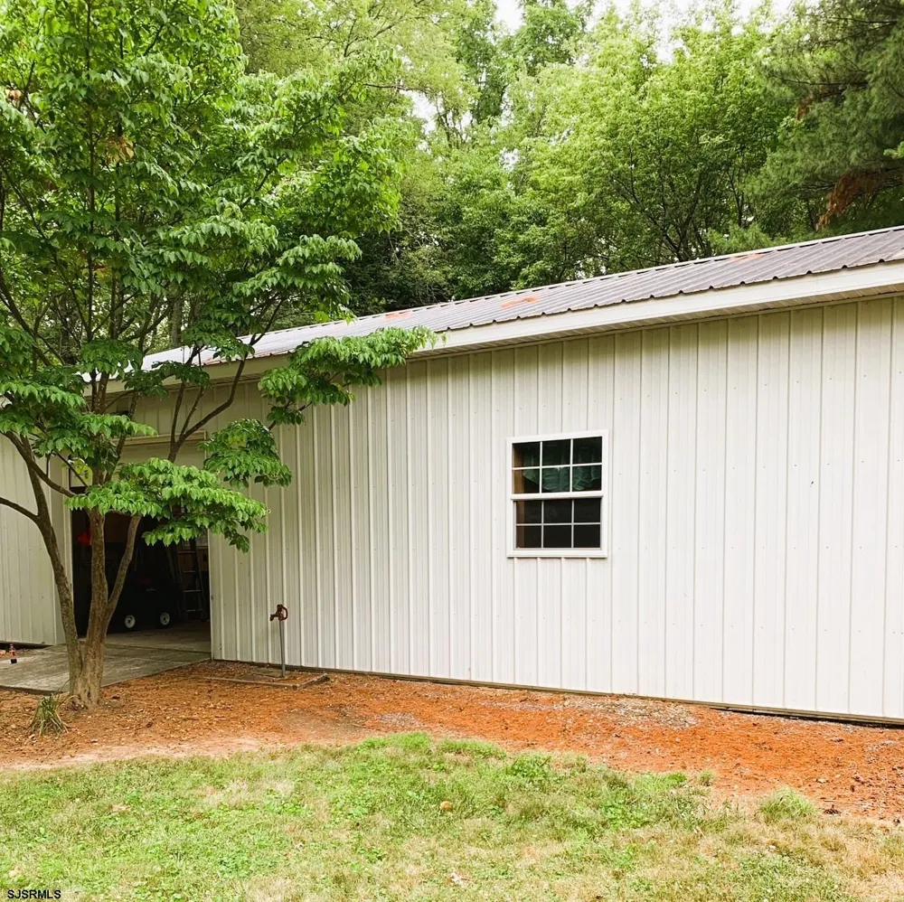 29 Birdsall Dr Upper Deerfield Township, NJ 08302
