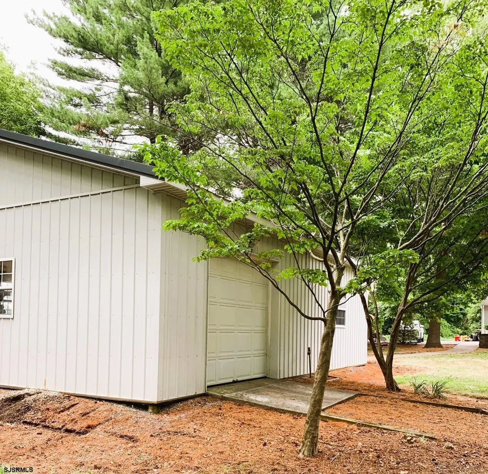 29 Birdsall Dr Upper Deerfield Township, NJ 08302