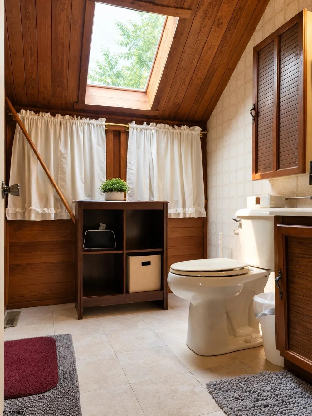 34 Northfield Ave Northfield, NJ 08225