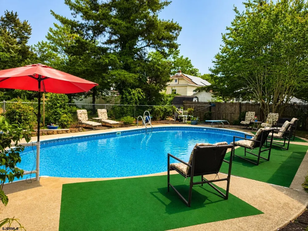 34 Northfield Ave Northfield, NJ 08225