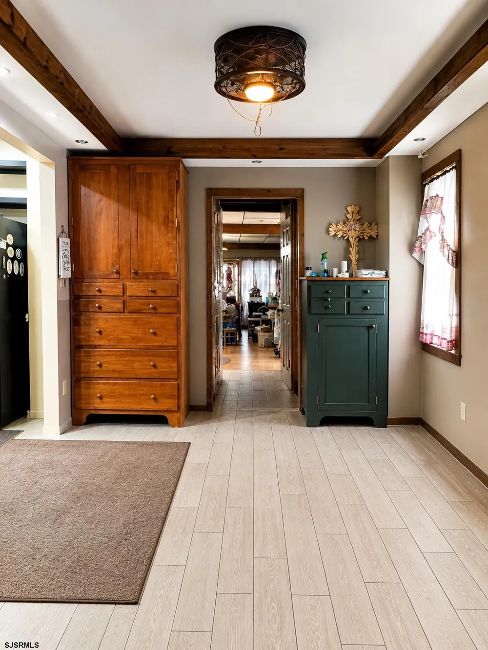 34 Northfield Ave Northfield, NJ 08225