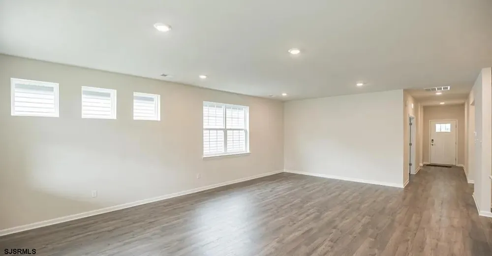 216 Huntington Dr Egg Harbor Township, NJ 08234