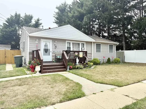 605 Shaw Ave