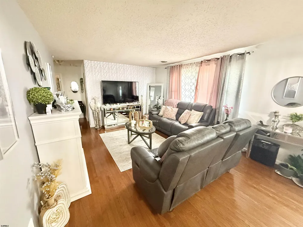 605 Shaw Ave Pleasantville, NJ 08232