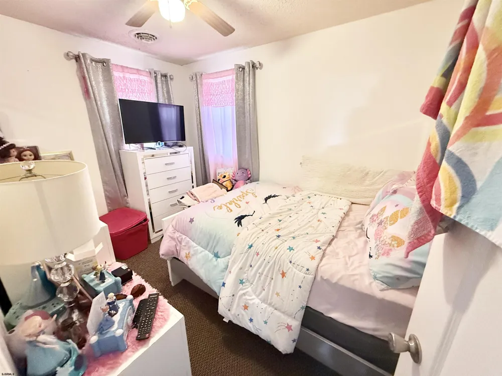 605 Shaw Ave Pleasantville, NJ 08232