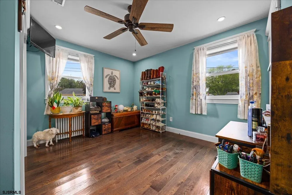 26 Northview Dr Dr Somers Point, NJ 08244