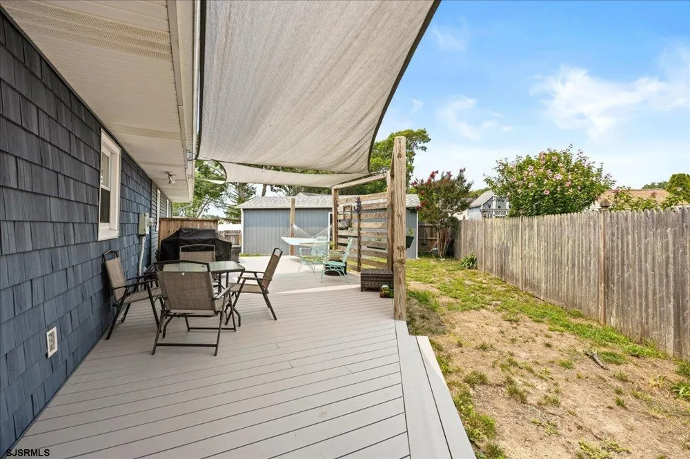 26 Northview Dr Dr Somers Point, NJ 08244