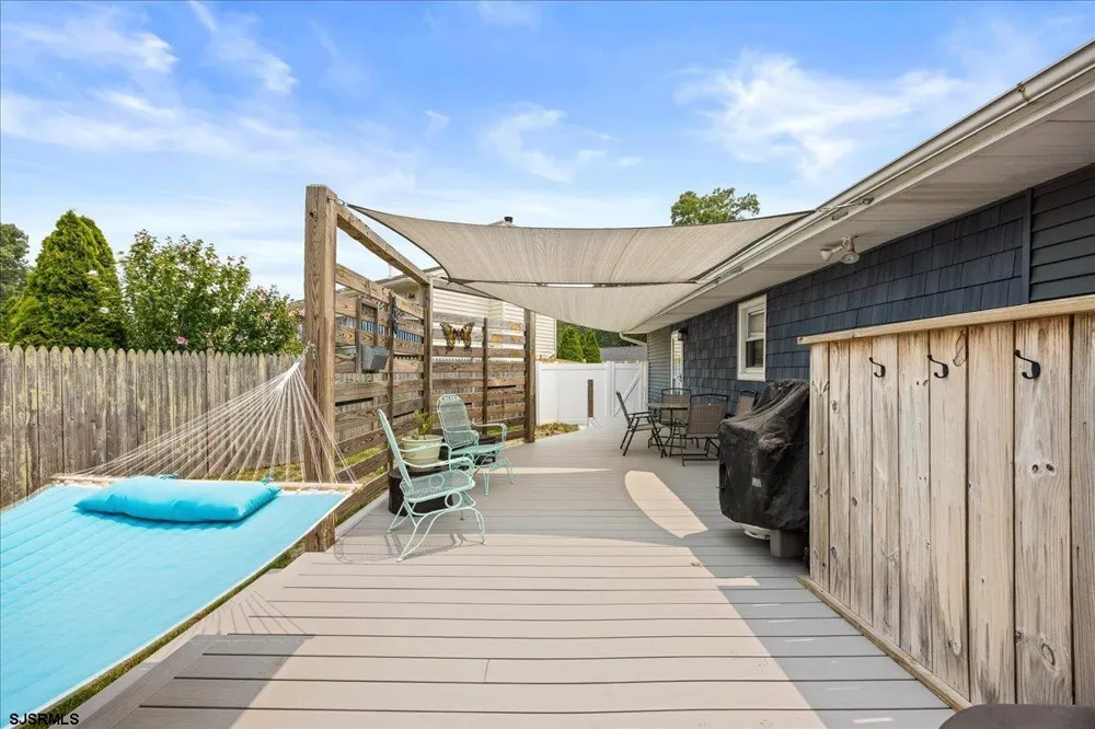 26 Northview Dr Dr Somers Point, NJ 08244
