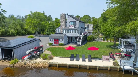 5344 River Dr