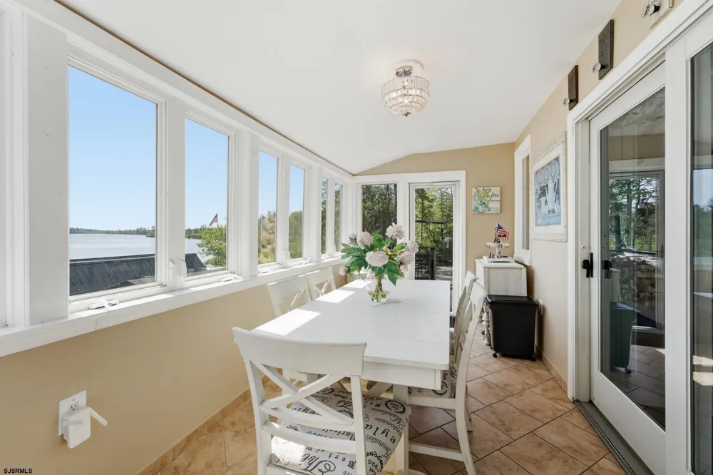 5344 River Dr Hammonton, NJ 08037