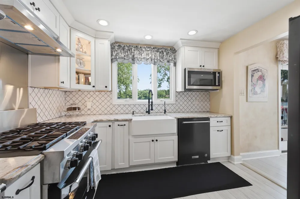 5344 River Dr Hammonton, NJ 08037