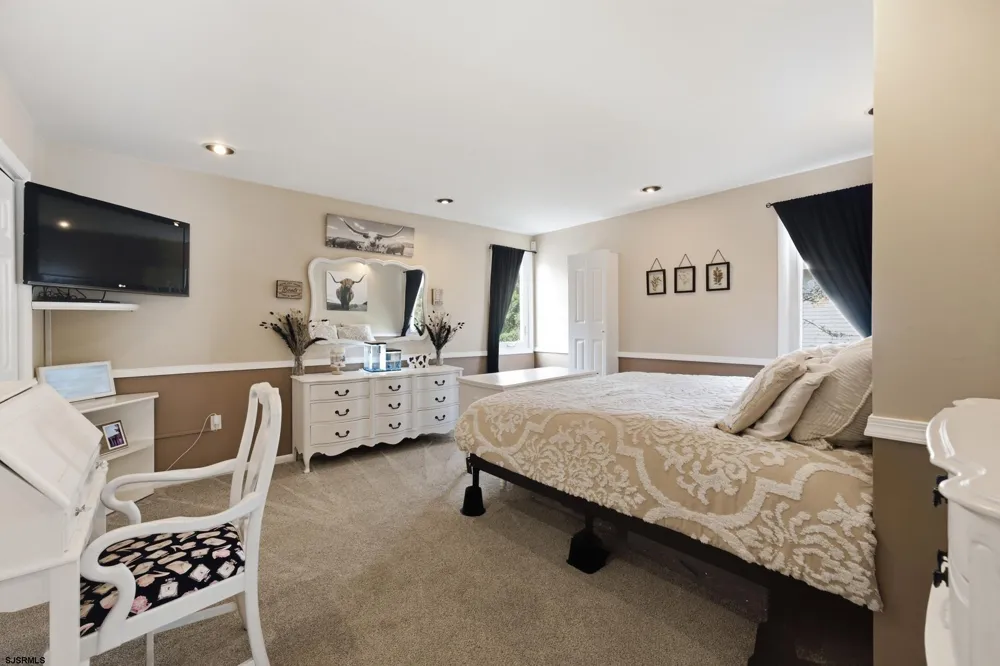 5344 River Dr Hammonton, NJ 08037