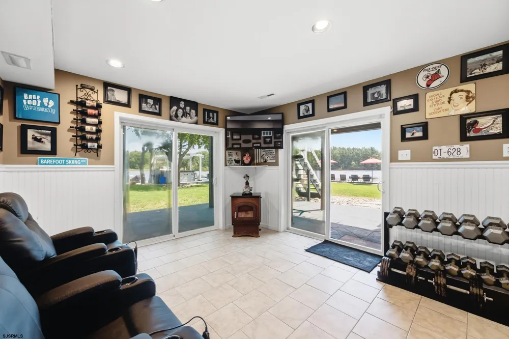 5344 River Dr Hammonton, NJ 08037