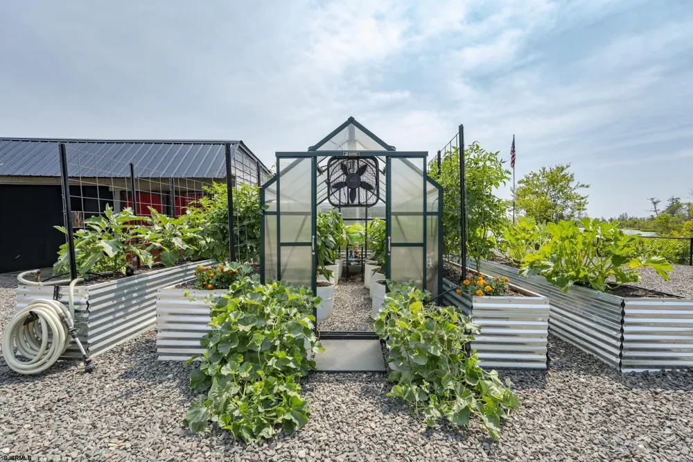5344 River Dr Hammonton, NJ 08037