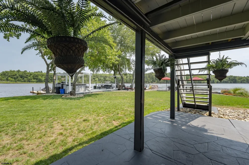 5344 River Dr Hammonton, NJ 08037