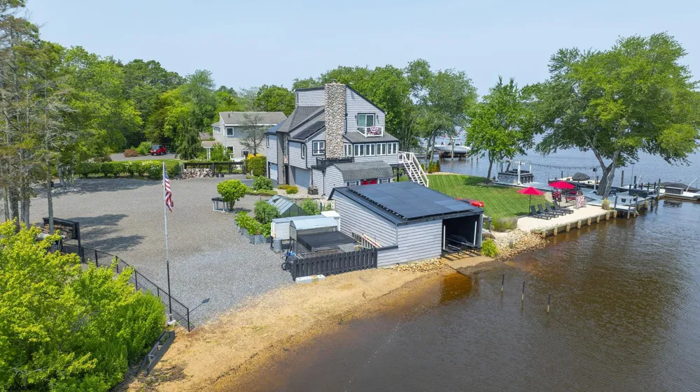 5344 River Dr Hammonton, NJ 08037