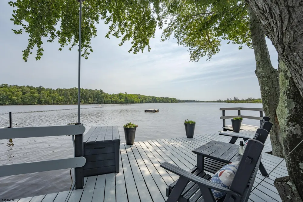 5344 River Dr Hammonton, NJ 08037