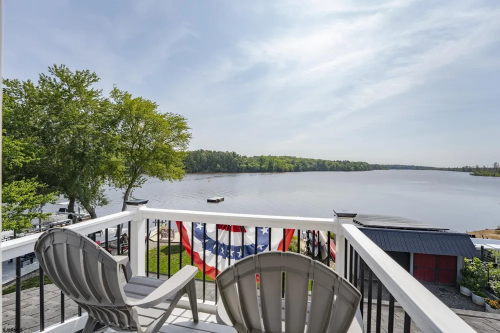5344 River Dr Hammonton, NJ 08037