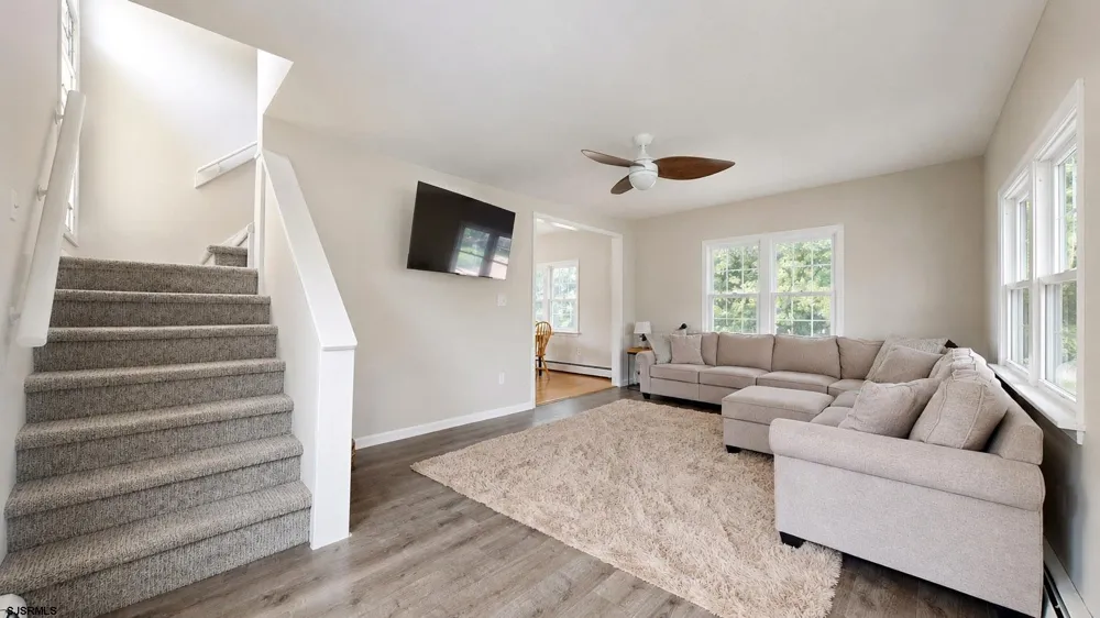 516 Pennsylvania Ave Somers Point, NJ 08244