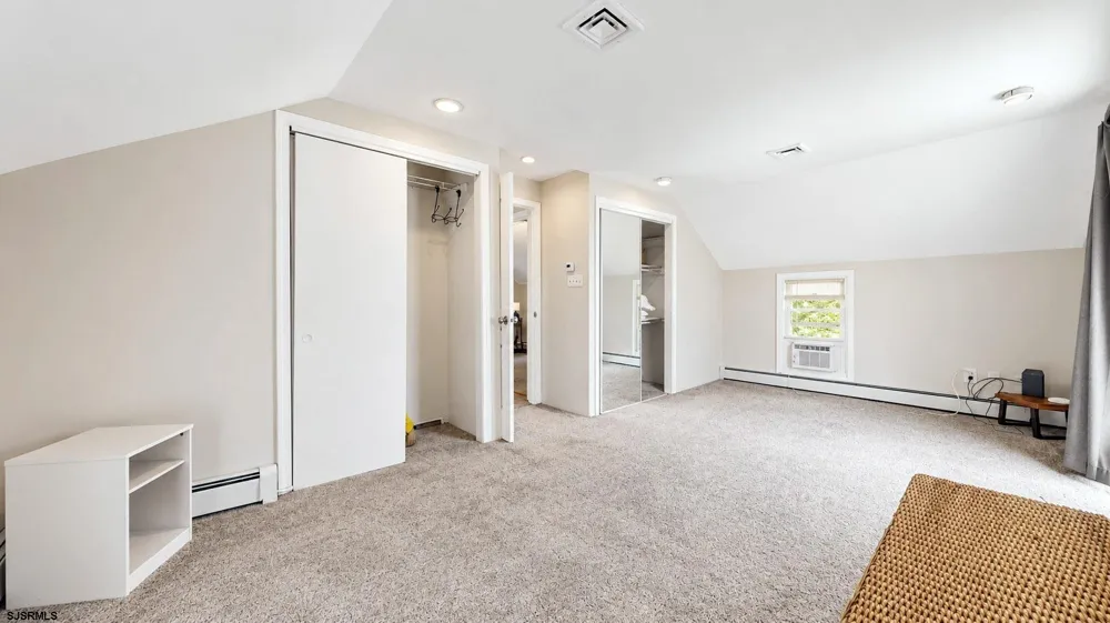 516 Pennsylvania Ave Somers Point, NJ 08244