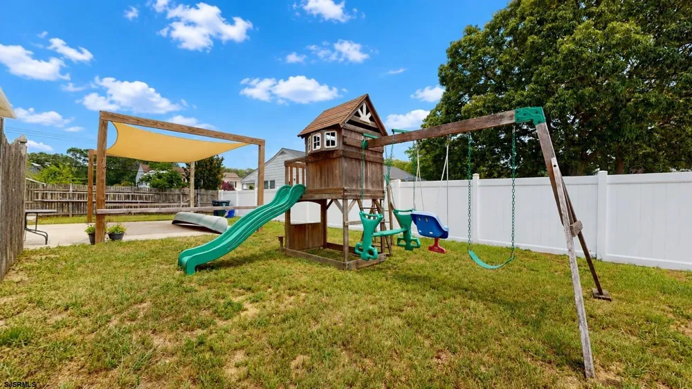 516 Pennsylvania Ave Somers Point, NJ 08244