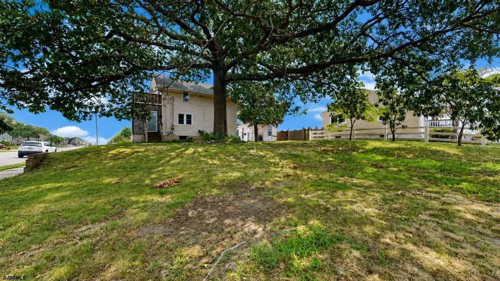 516 Pennsylvania Ave Somers Point, NJ 08244