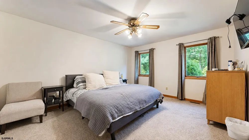 167 Asbury Road Egg Harbor Township, NJ 08234