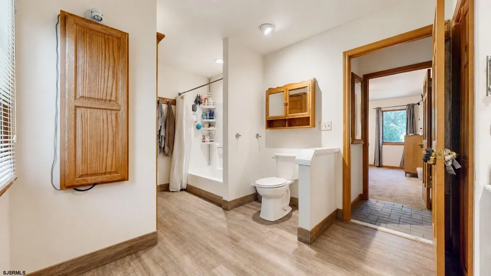 167 Asbury Road Egg Harbor Township, NJ 08234