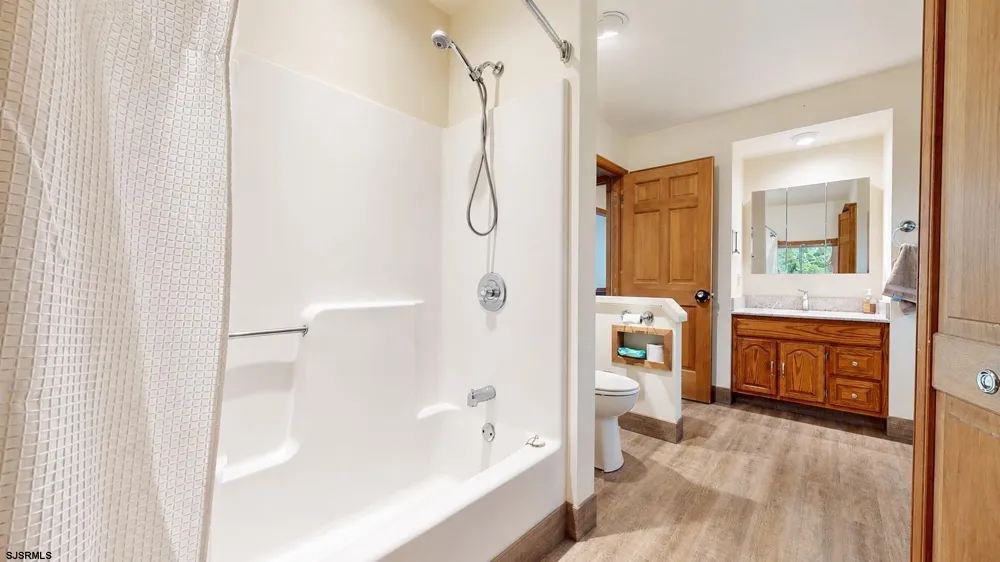 167 Asbury Road Egg Harbor Township, NJ 08234
