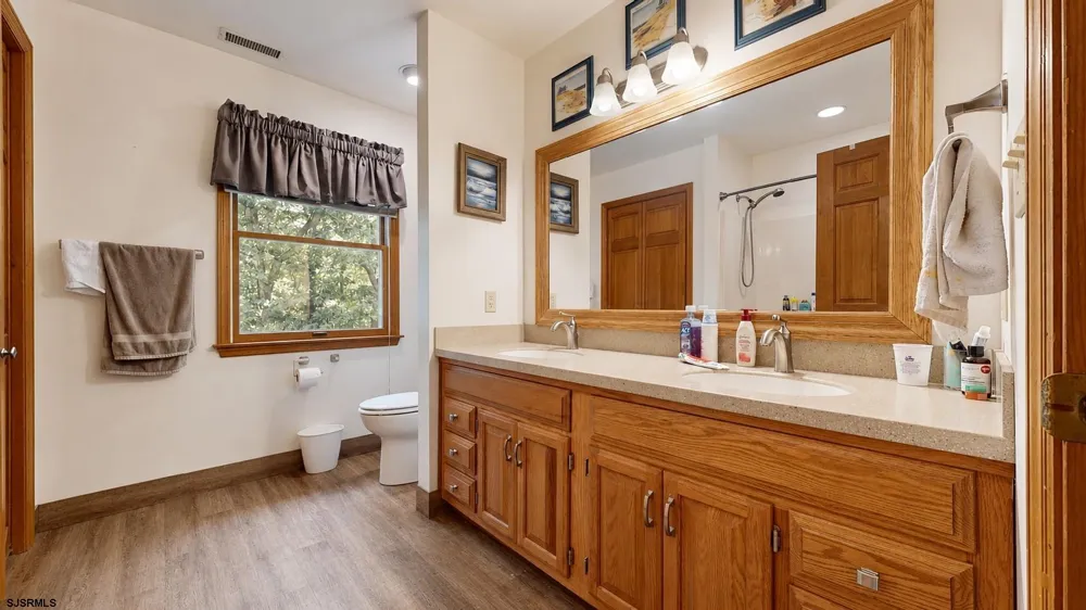 167 Asbury Road Egg Harbor Township, NJ 08234