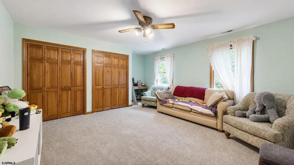 167 Asbury Road Egg Harbor Township, NJ 08234